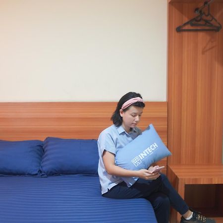 Intech Hostel Μπαντούνγκ Εξωτερικό φωτογραφία