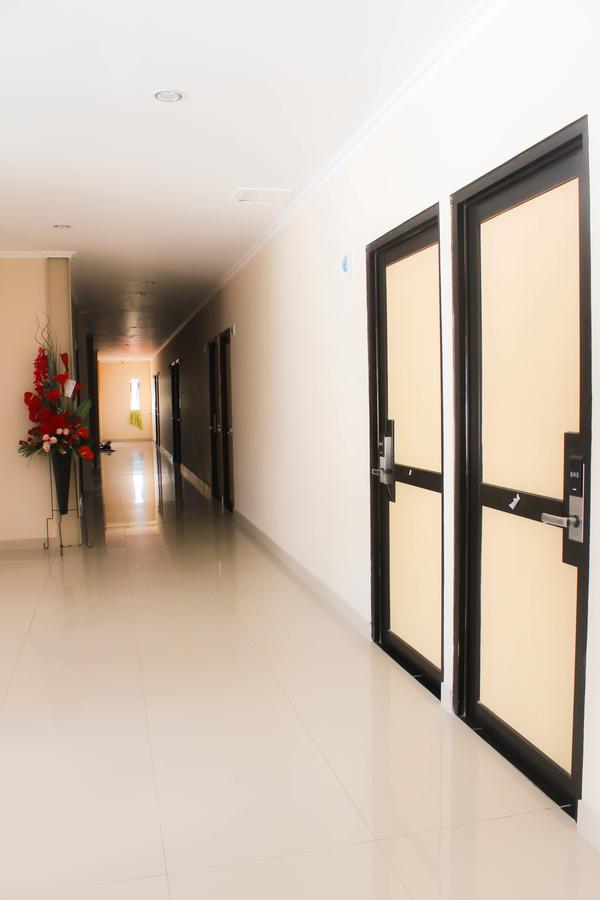 Intech Hostel Μπαντούνγκ Εξωτερικό φωτογραφία